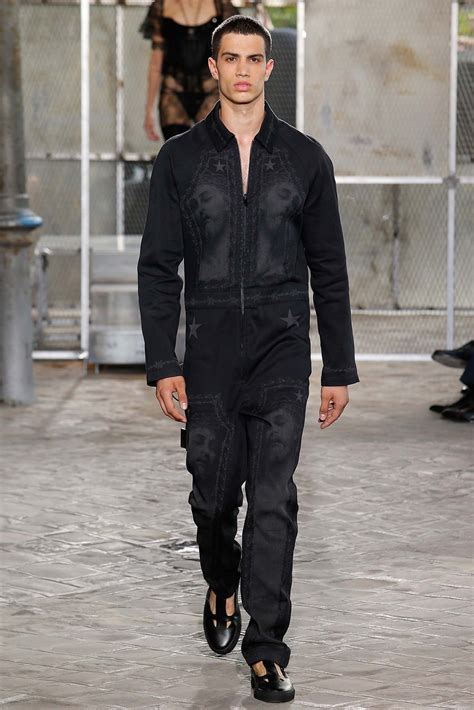 Givenchy Spring/Summer 2016 Menswear Collection 